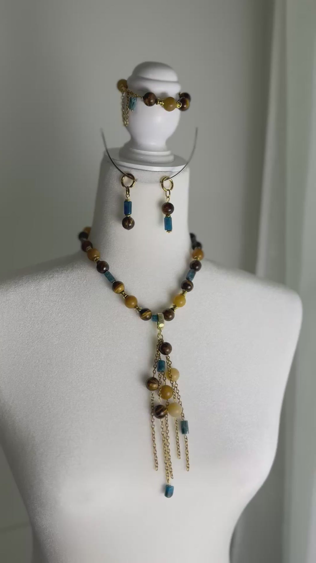 Golden Instinct – One-of-a-Kind Tiger’s Eye Jewelry Set